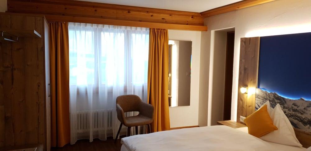 Typically Swiss Hotel Tascherhof מראה חיצוני תמונה